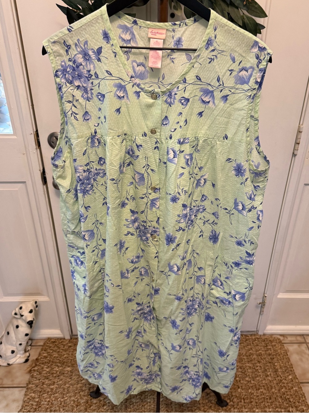 Vintage 2000s Modest Floral Print Snap Button Down Sleeveless Gown 2X